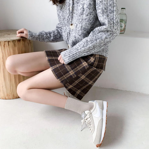 Womens Cute Crew Socks Casual Athletic Aesthetic Socks Neutral Cotton Socks for Women...