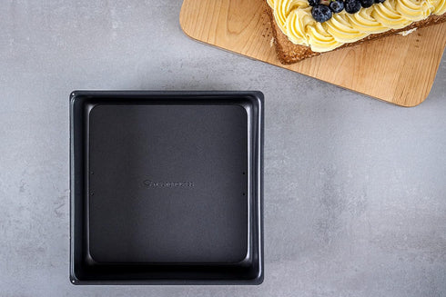 MasterClass 25 cm Deep Cake Tin with PFOA Non Stick and Loose Bottom, 1 mm Carbon Steel, 10 Inch Square Pan...