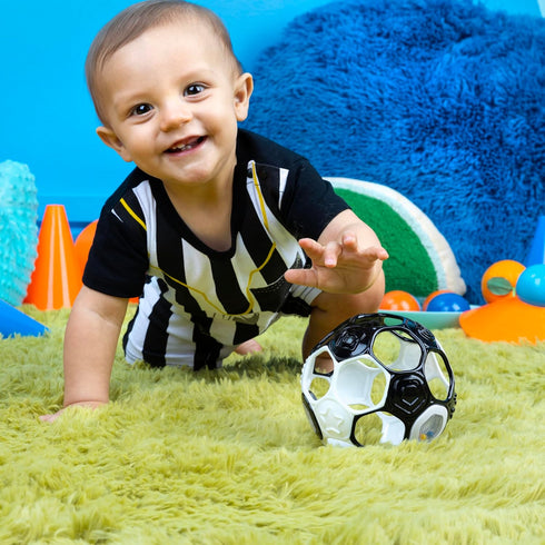 Bright Starts Oball Grippin' Goals Rattle Soccer Ball - Black & White, Easy-Grasp Toy for Newborn and Up...