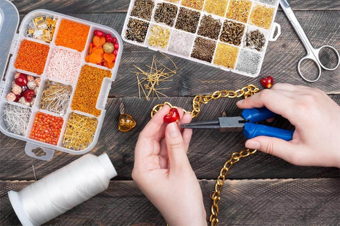 PAXCOO 2880 Pcs Jewelry Making Findings Supplies Kit with Open Jump Rings, Lobster Clasps, Crimp Beads, Screw Eye Pins, Head Pins, Earing Hooks an...