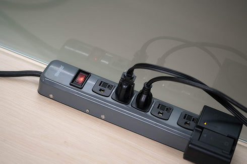 Woods 41386 Metal Power Strip with 6 Outlets, Resettable Safety Circuit Breaker Switch, 5 Foot Cord...