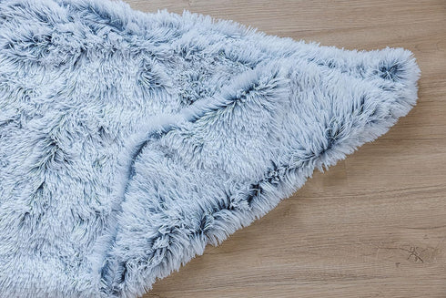 PJYuCien Throw Blanket for Dogs & Cats - Fluffy Fleece Calming Pet Throw Blanket, Small Size 16in x 24in, Super Soft and Warm for Indoor, Machine ...