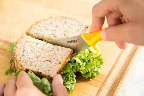 Zyliss Sandwich Knife & Condiment Spreader - Sandwich Spreader Knife for Butter, Cream Cheese, & Jellies - Ergonomic Stainless Steel Spreading Kni...