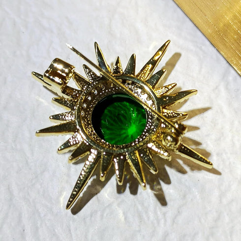 Excellent Gold and Emerald Starburst Pin Brooch Planet Sun Burst Jewelry...