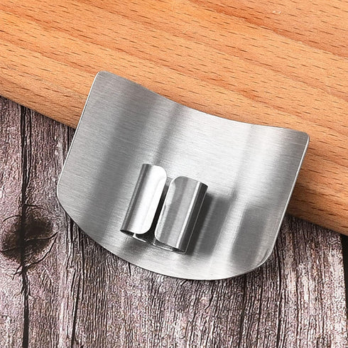 Finger Guards for Cutting, 2 Pcs Stainless Steel Finger Protector for Cutting Food, Knife Guard, Chopping Protector for Dicing and Slicing in Kitc...