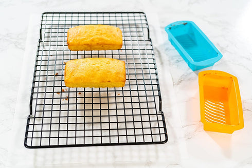 Bakerpan Silicone Mini Loaf Pans for Baking, Mini Cake Pans, 4.5 Inch Baking Pan, Reusable Baking Mold - Set of 4...
