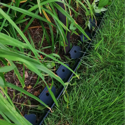 Landscape Edging,20ft Plastic No Dig Garden Edging with 20 Stakes,2 Inch Tall Lawn Edging for Lawn,Yard,Flower Gardens Edging Border (Black-20FT)...