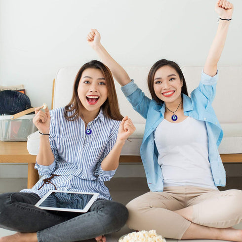 Yaomiao Evil Eye Bracelets with Necklace Set, 2 Pieces 7 Knot Red Rope Bracelet Amulet Lucky Bracelets with Card, 2 Pieces Evil Eye Pendant Neckla...