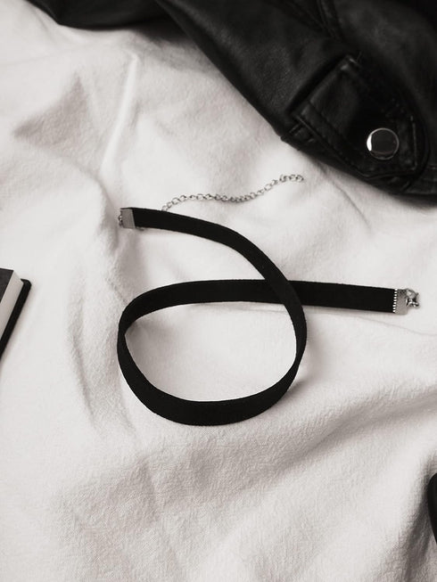 Sacina Goth Hippie Black Leather Choker, Dainty Choker Necklace For Women, Halloween Christmas New Year Jewelry Gift For Women...