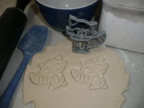 BABY RACCOON CUB WOODS FOREST ANIMAL WOODLAND CREATURE COOKIE CUTTER MADE IN USA...