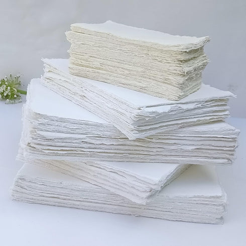 E-Tailor Handmade Cotton Deckle Edge Paper Loose Leaf Sheets for Sketch Painting Invitatons Art Work Kids 130 GSM Ivory White (HPDW-102-3x5-50-She...