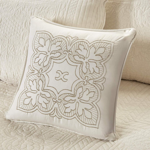 Madison Park Daybed Cover Set Damask Quilted Cover for Daybeds, All Season, Pre-washed Cotton-Filled Coastal Bedding with Scallop Edge, Shams, Bed...