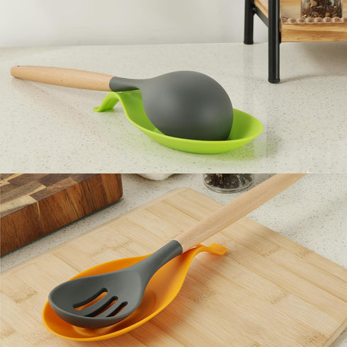 kwmobile Silicone Spoon Rest Set (2 Pieces) - Holders for Stove Top Kitchen Counter Table - Rests for Spoons and Utensils - Green/Orange...