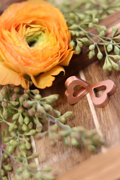 Flower Food Alternative for Fresh Cut Flowers | Copper Charm Keeps Flower Water Clean and Clear | Just Place It in The Vase, Reusable (2 Pack)...