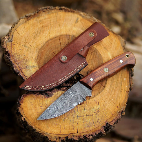 Damascus Custom Handmade Hunting Knife Survival Knife - Ideal for Skinning, Camping, Outdoor - EDC Fixed Blade Bush craft Knife with Walnut Wood &...