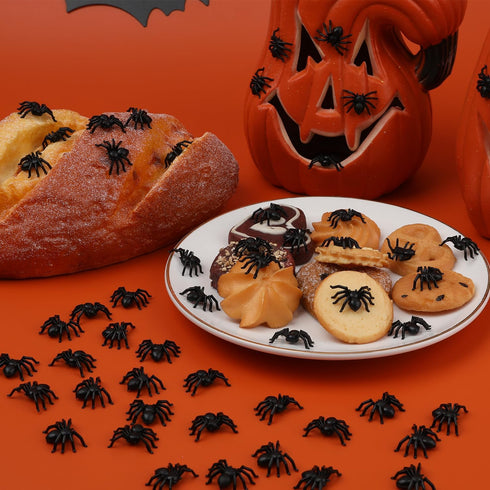 150pcs Realistic Spider Halloween Decoration, Plastic Mini Spider Black Realistic Scary Spider Prank Halloween Haunted House Decorations for Hallo...