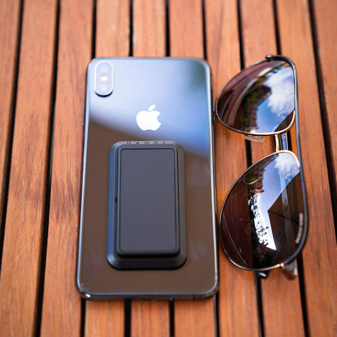 HANDL New York HANDLstick Black Grip and Stand for Smartphone...