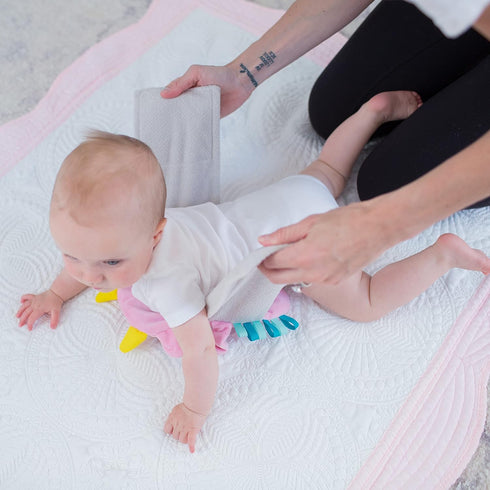 Dr. Brown's Gripebelt Heated Belly Band, Soothe Baby's Tummy with Gentle Warmth and Compression, Monster, 3m+, Pink...