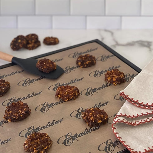 Excalibur ParaFlexx Reusable Non-Stick Drying Sheets for Food Dehydrators 11-Inch, Set of 4, Brown...
