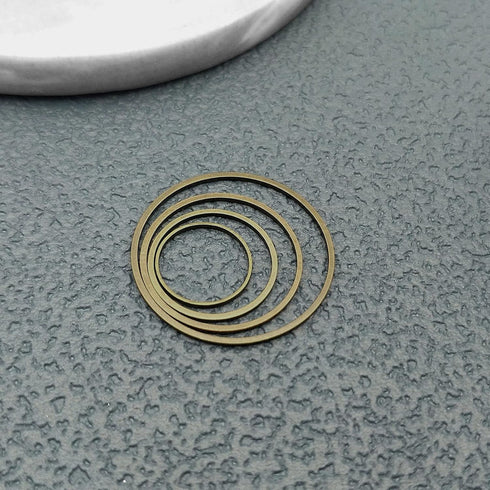 70pcs Round Earring Circle Earrings Beading Hoop Earring Finding Round Beading Hoop Earrings Bulk Earrings Pendant for DIY Craft,Earring Necklace,...