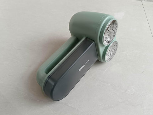 Electric Clothes lint Remover Fabric Shaver 2 in 1 Handheld Electric steam Home Portable Clothes Garment Steamer lint Remover...