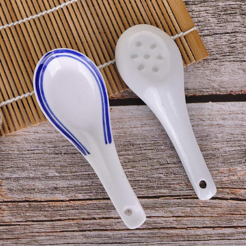 VanEnjoy Set of 4 Chinese/Japanese Ceramic Soup Spoons, Tradition Blue and White Ceramic Spoon Suitable for Soup...