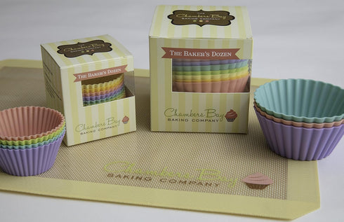 Silicone Baking Cups / 13 Reusable Nonstick Cupcake Liners/Premium Muffin Molds - Stand Alone Cupcake Holders - No BPA - Gift Set - 6 Designer Col...