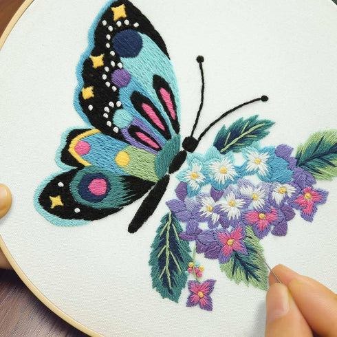 BREENHILL 2 Sets Embroidery Kit Starter with Pattern and Instructions, DIY Beginner Starter Cross Stitch Kit Include Embroidery Hoop, Needlework f...