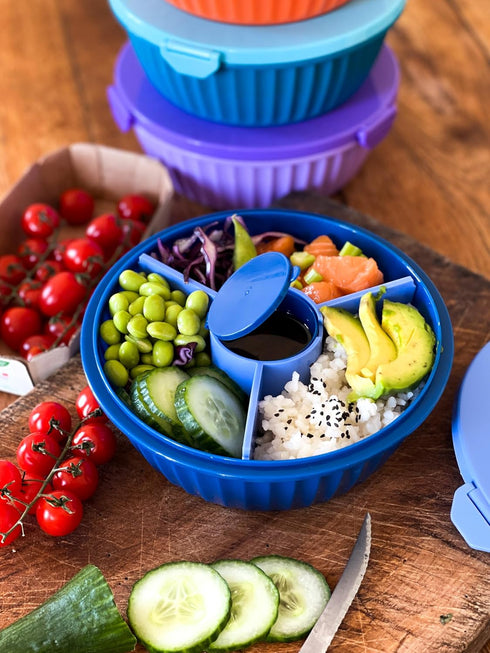Yumbox® Poke Bowl, Leakproof Salad Bowl with lid, Removable 3-Section Divider, 4.2 Cups Volume, Easy-Open Triple Latches; removable and built-in t...