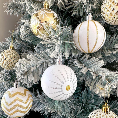 30PCS Christmas Balls Ornaments,60MM Gold&White Painted Shatterproof Festive Wedding Hanging Ornaments Christmas Tree Decoration...
