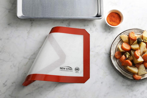New Star Foodservice 36633 Commercial Grade Silicone Baking Mat Non-Stick Pan Liner, 8 x 12 Inch (Quarter Size)...