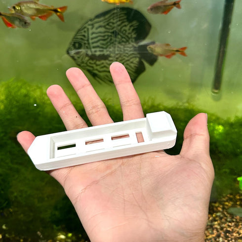 Aquarium Feeder Frozen Blood Worm Boat for Fish Tank Aquarium Feeding (White)...