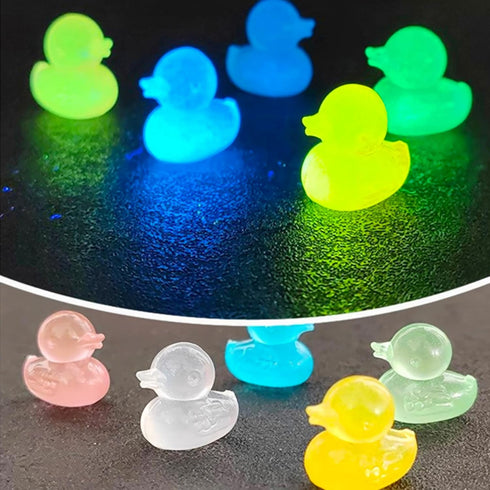 100 pcs Duck Bulk Resin Figurines for Miniature Landscape Garden Aquarium Potted Accessories Home Prank Game Dollhouse Decor Office Decompression...