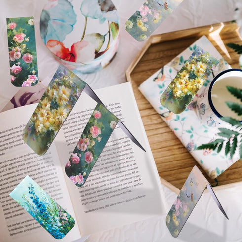 4Pcs Bookmark,Book Lovers Magnetic Bookmarks,Floral Style Bookmarks for Page Markers for Students and Teachers Reading,Book Lovers Gifts (C-Bloomi...