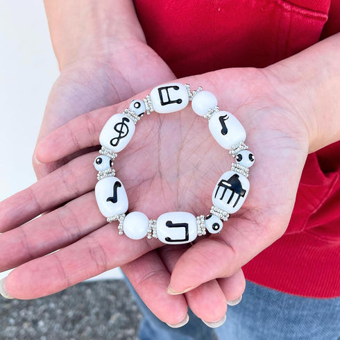 Music Note Bracelet, Teacher Appreciation Recital Gift, Glass Beaded Bracelet, 1 pc...