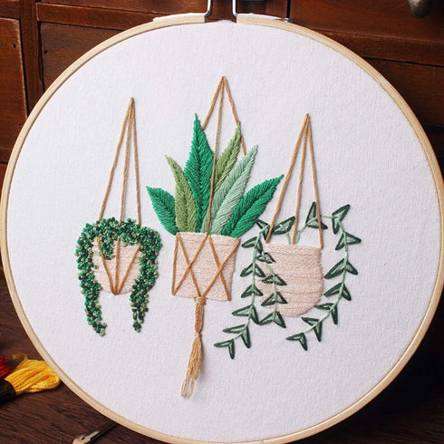 FEPITO 4 Sets Embroidery Starter Kit with Pattern and Instructions Cross Stitch Kit Includes 4Pcs Embroidery Clothes with Floral Pattern, 2 Pcs Em...