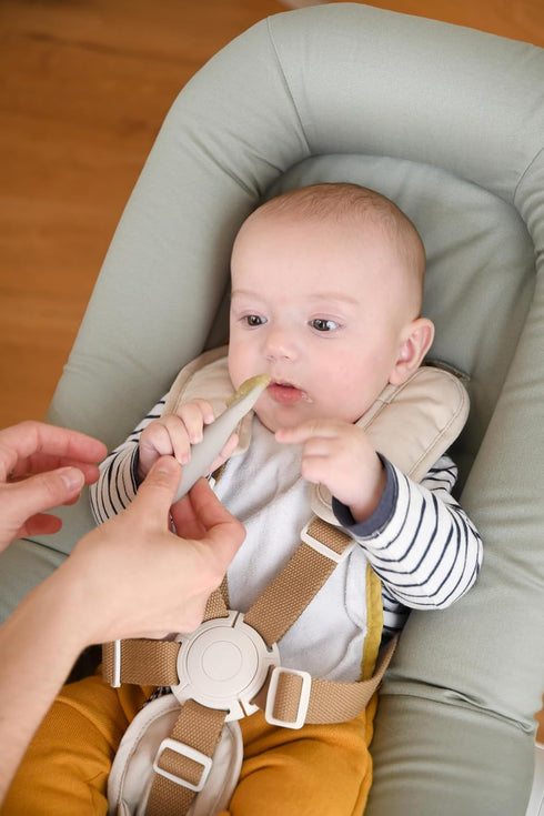 BEABA Set of 2 Silicone Pre-Spoons, For Babies 4-8 Months, Ultra-Soft Silicone Spoons to Help with Self Feeding, Designed with Specialist, Baby Ut...