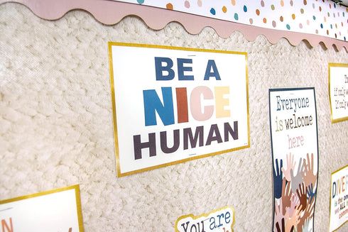 Everyone is Welcome Diversity Mini Bulletin Board...