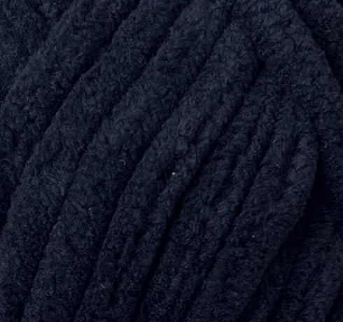 Black Soft Velvet Yarn Chenille Yarn for Crocheting Super Bulky 100g (3.53 Oz), (75.4 yds) Baby Blanket Yarn for Knitting Amigurumi Yarn Fancy Yar...