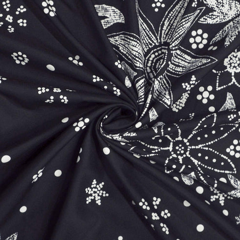 Neasow Bohemian Tapestry Wall Hanging,Black and White Floral Tapestry with Dotted Daisy Medallion Print Bedroom Boho Hippie Home Decor, 60×80 inch...