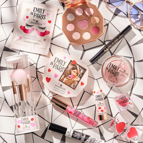 essence | Emily in Paris Mini Brushes | 2 Eye & 2 Face Brushes | Super Soft, Synthetic Bristles for Makeup Application & Blending | Travel Size, V...