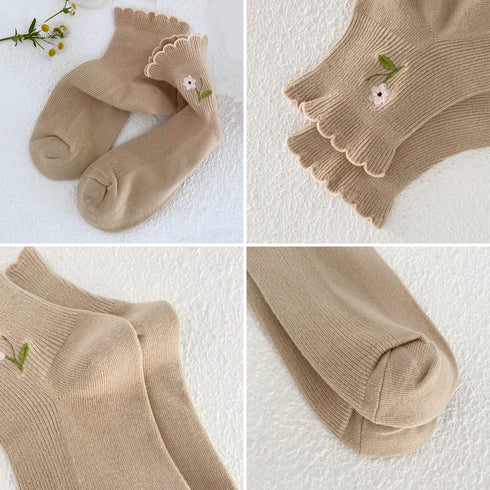 Women's Ruffle Frilly Rib Knit Crew Socks Floral Embroidery Scalloped Pointelle Casual Ankle Socks 5 Pairs...