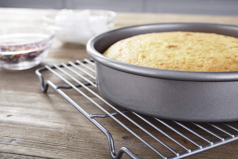 Chicago Metallic Professional Non-Stick Round Cake Pan, 9-Inch...