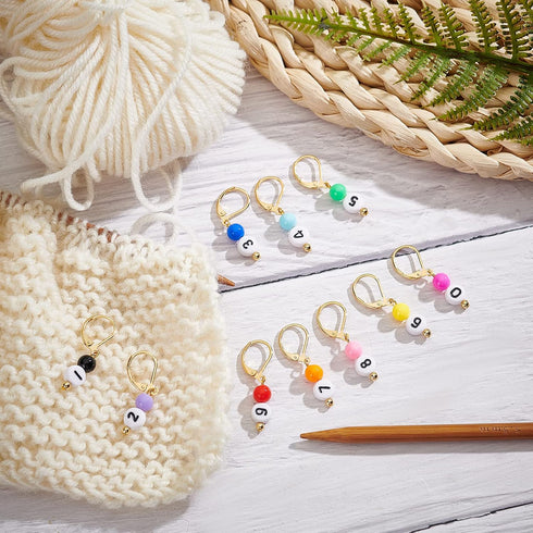 NBEADS 10 Pcs 0~9 Number Stitch Markers, 0~9 Number Acrylic Beads Crochet Stitch Marker Charms Locking Stitch Marker for Knitting Weaving Sewing A...