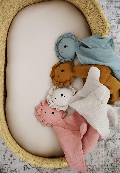 Marlowe & Co Organic Cotton Muslin Lion Lovey Blanket, Organic Cotton Muslin Lion Security Blanket (Toffee)...