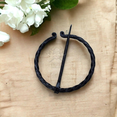 Hand-Forged Medieval design Twisted O shape brooch with clock pin unisex for cloak shawl and scarf...