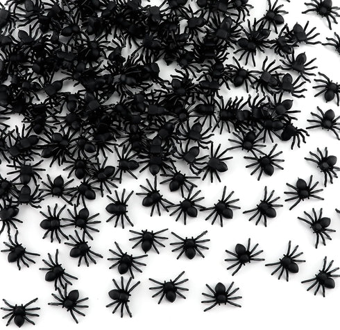150pcs Realistic Spider Halloween Decoration, Plastic Mini Spider Black Realistic Scary Spider Prank Halloween Haunted House Decorations for Hallo...