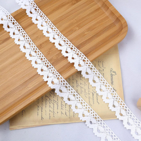 IDONGCAI White Lace Trims Sewing Lace Lace Ribbon for Sewing Delicate Bridal Lace Trim Scallop Edge for Scrapbooking 0.95'' Wide 20Yards...