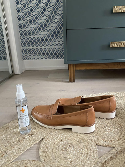 Boot Rescue Shoe Freshener, Lemongrass Scent - 6 Fl Oz/170mL, Naturally Eliminates Odor & Refreshes Shoes, Boots & Gym Bags...