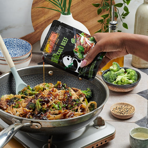Lee Kum Kee Panda Brand Sauce for Broccoli Beef, 0g Trans Fat, No Artificial Flavors, No High Fructose Corn Syrup, Cholesterol Free, 8 Ounces (Pac...